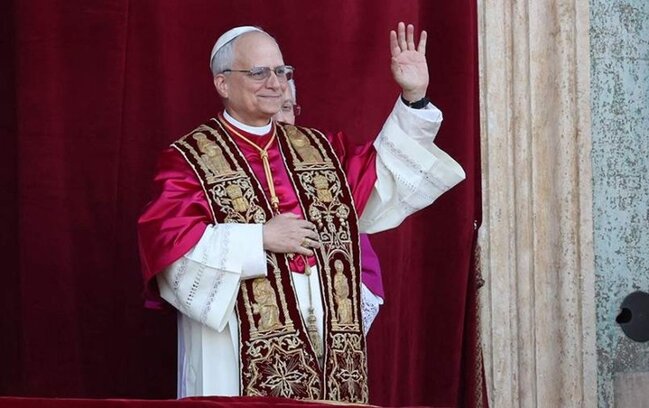 Vatikanda yeni Roma Papası seçilib