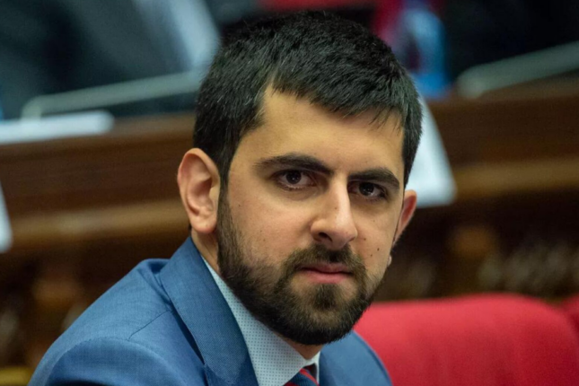 Deputat: “Sülh sazişi bağlanan kimi Minsk Qrupu da buraxılacaq”