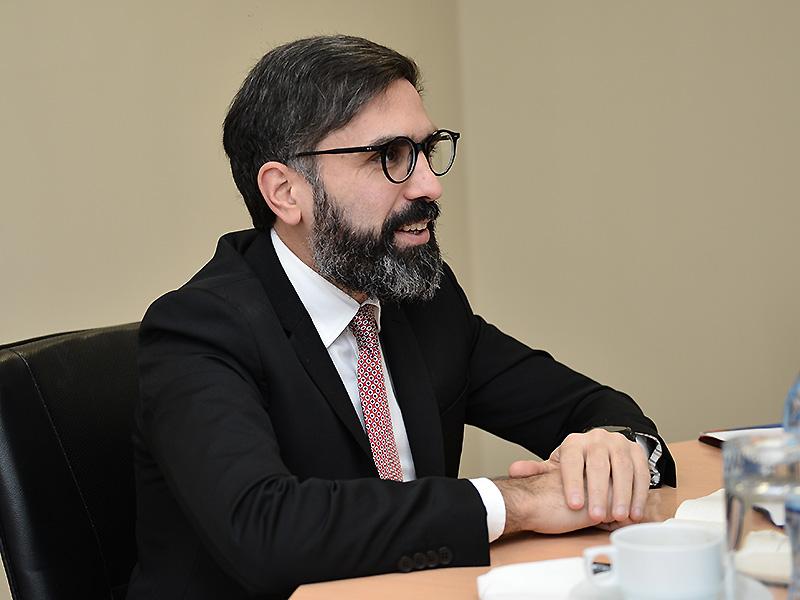 Mirvari Qəhrəmanlı: ""Azəriqaz"dakı struktur islahatları nəzarətə götürülməlidir" - "Rövşən Nəcəf, bu şəxsi  kim işə götürəcək?"