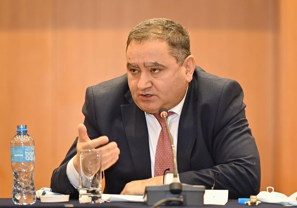 "Şəmsəddin Hacıyevin keçmiş köməkçisi..." - Keçmiş deputat rektoru "narsizim xəstəliyi"ndə ittiham elədi