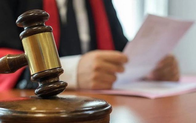 Məhkəmə xadiməni söyən şəxsi döyən sürücü ilə bağlı qərar çıxardı