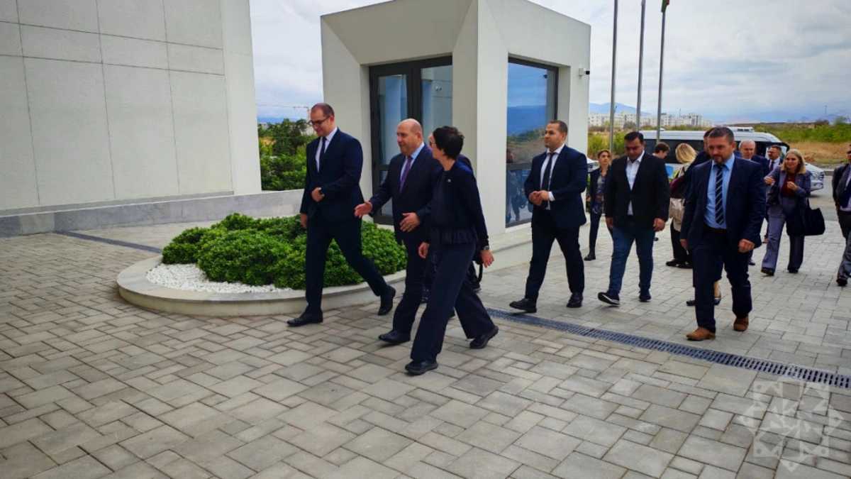 Avropa İttifaqının komissarı Ağdama səfər edib
