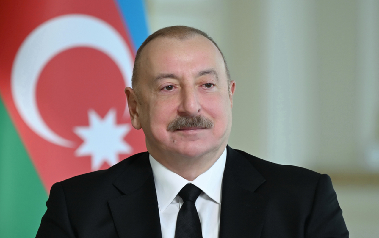 Prezident həmkarlarını təbrik etdi