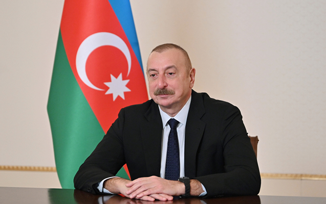 Prezidenti təbrik edirlər - Yenilənir