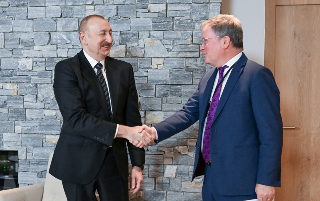 İlham Əliyev Davosda “Vitol” şirkətinin baş icraçı direktoru ilə görüşdü - Fotolar+Video