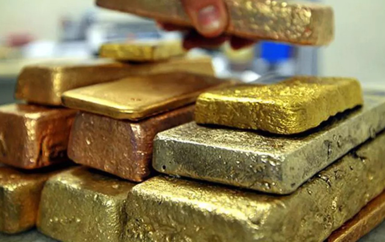 Qızılın qiyməti 5 min dolları ötdü - İlk dəfə