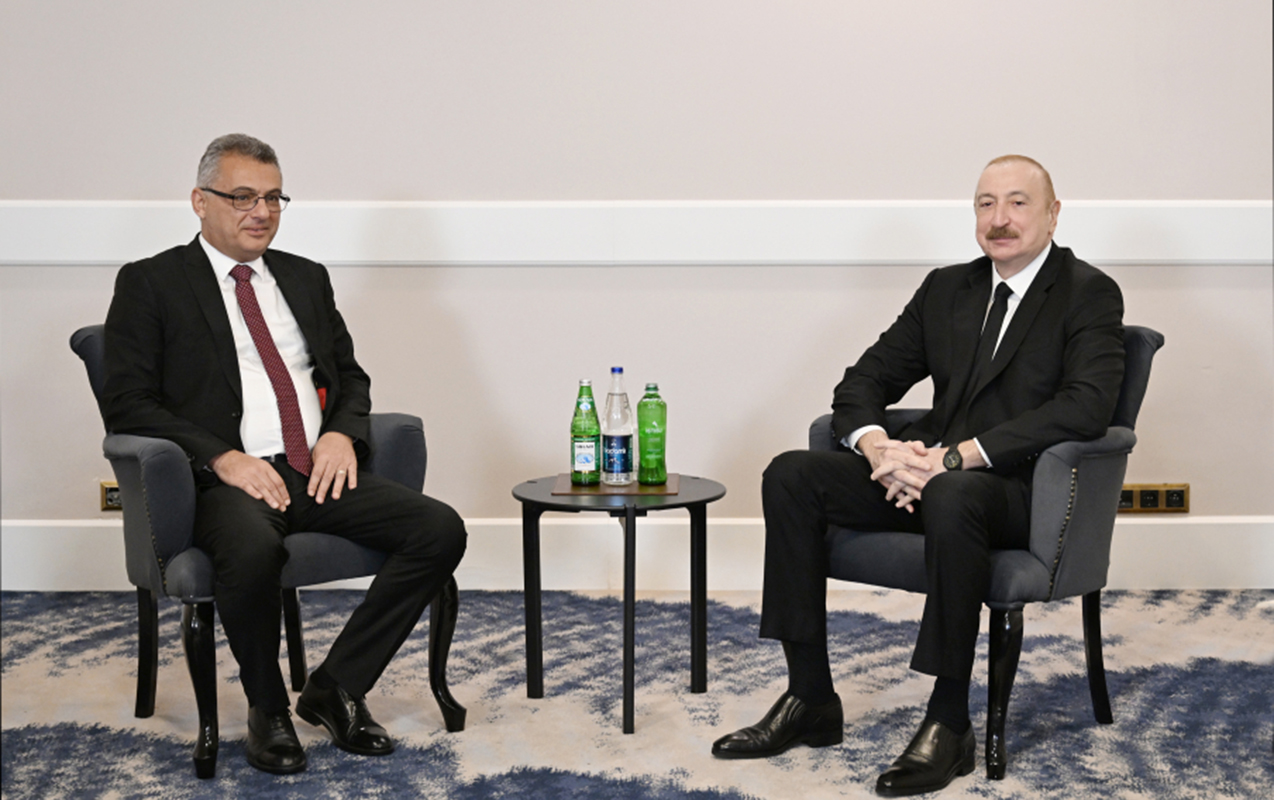 Prezident həmkarı ilə görüşdü - Foto