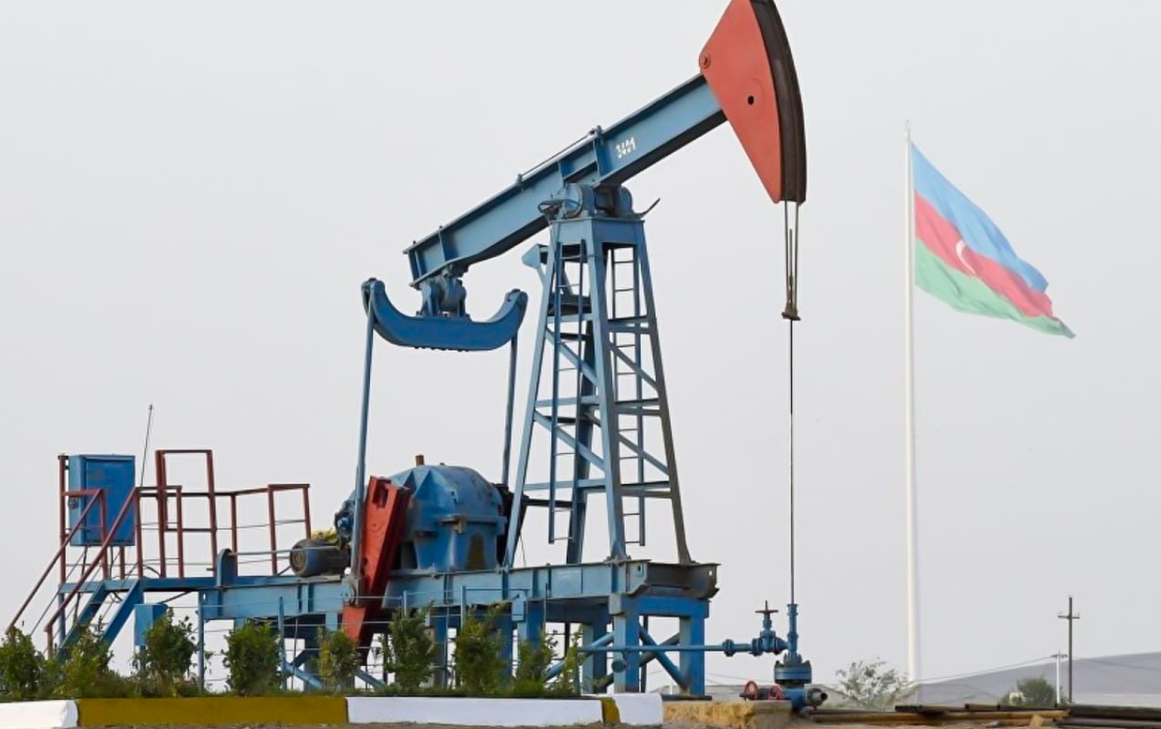 “Azeri Light” bu gün neçəyə satılır?