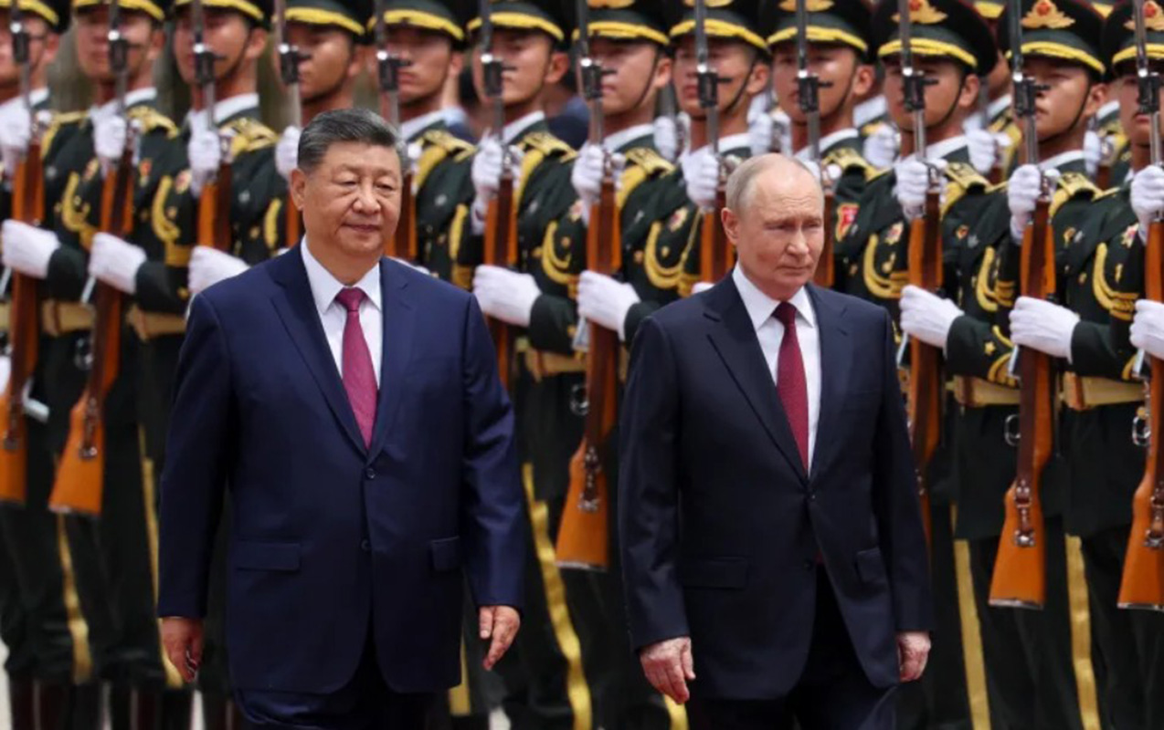 Si Cinpinlə Putin Pekində görüşdü - Video