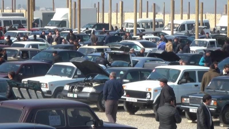 Avtomobil bazarında qiymətlər niyə düşüb?