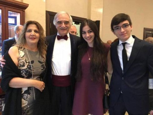 Polad Bülbüloğlu boşanıb yenidən evlənib? Rəsmi nikahla bağlı araşdırma - FOTO