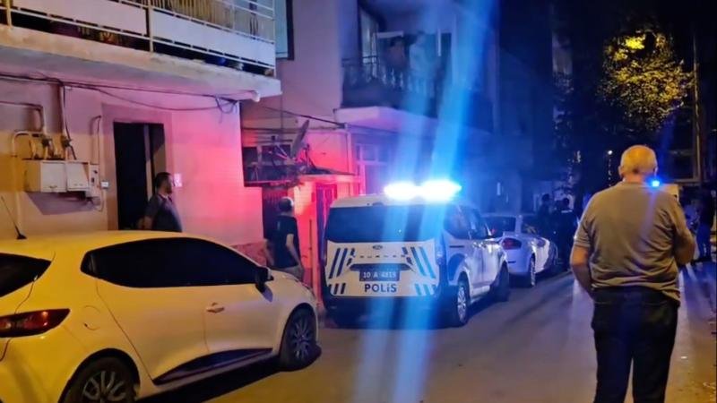 Qardaşlar arasında bıçaqlı dava: 1 ölü, 1 yaralı