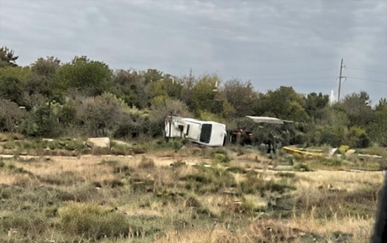 Qaradağda avtobus aşdı, yaralılar var