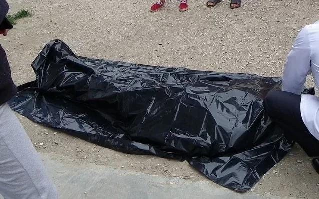 Qubada kişinin meyiti həyətdə tapıldı