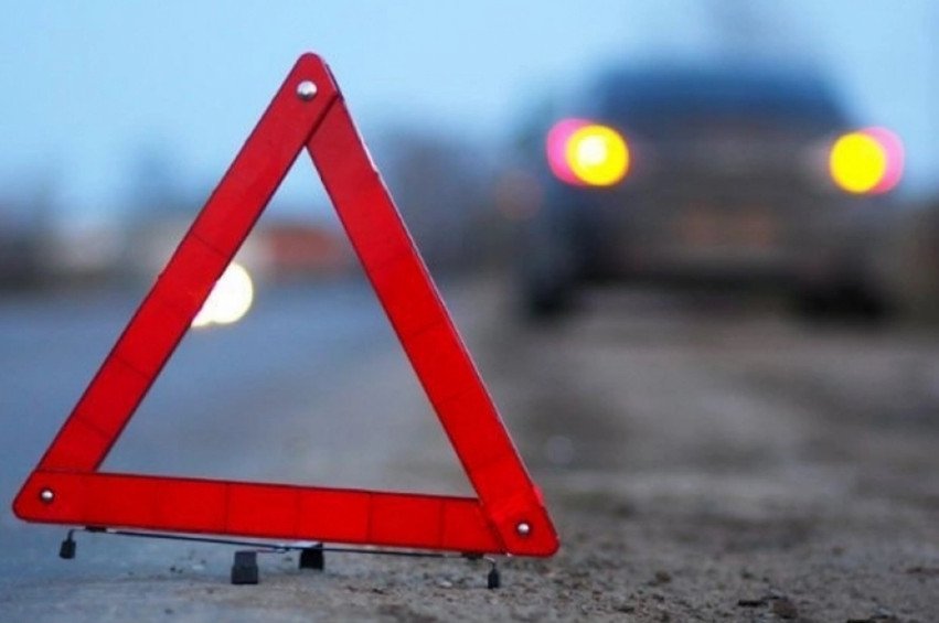 Şüvəlanda marşrut avtobusu ilə minik avtomobili toqquşub, ölən var